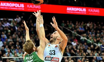 Σεληνιασμένος Καλάθης: Ρεκόρ σε εύστοχα τρίποντα! (videos)