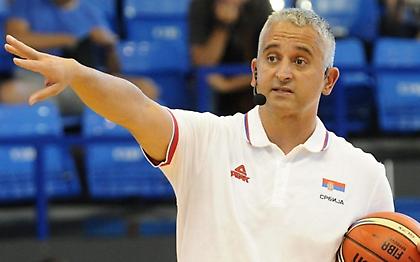 Επίσημα στον πάγκο της Σερβίας ο Κοκόσκοφ