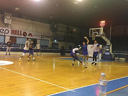 Μέσα ο Κακαρούδης, έξω ο Ντέιβις