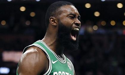 Συγκλονιστικός Μπράουν για την κατάθλιψη: «Μόλις σταματήσεις να πιστεύεις στον εαυτό σου… τελείωσες»