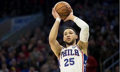 Έβαλε το πρώτο τρίποντο της καριέρας του ο Μπεν Σίμονς ! (video)