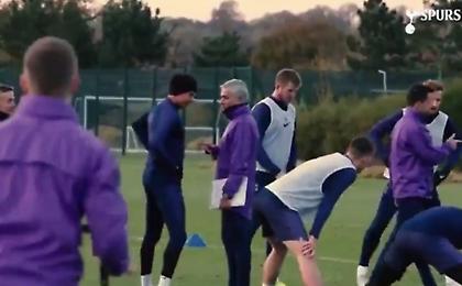 Ο Μουρίνιο «ξεχώρισε» Ντέλε, Ντάιερ και Κέιν στην πρώτη του προπόνηση (vid)