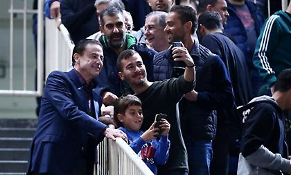 Κοντός: «Η αποδοχή του Πιτίνο φτάνει στα όρια της παράνοιας»