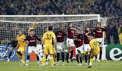 ΑΕΚ και Ζούλιο Σέζαρ για την ιστορική νίκη επί της Μίλαν