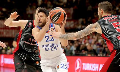 Απτόητη η Εφές, προσγείωσε την Αρμάνι Μιλάνο!