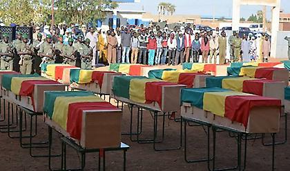 Μαλί: Βρέθηκαν τα πτώματα άλλων 13 πεσόντων στην επίθεση τζιχαντιστών τη Δευτέρα