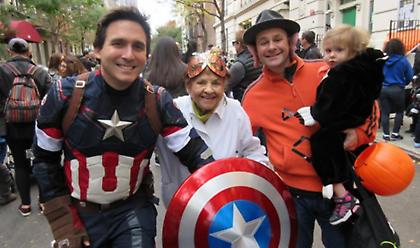 Σύμβουλος στη Νέα Υόρκη ντύθηκε Captain America και η Marvel τον κατακεραύνωσε