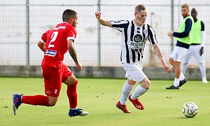 Ντέρμπι κορυφής στη Σούπερ Λιγκ 2