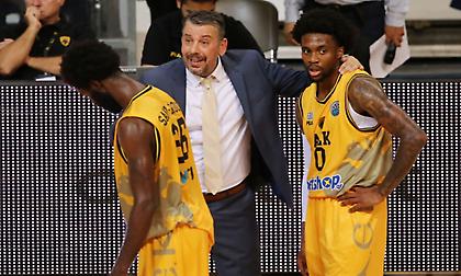 Αλλαγή Τσάλμερς με Ρέι στη Basket League