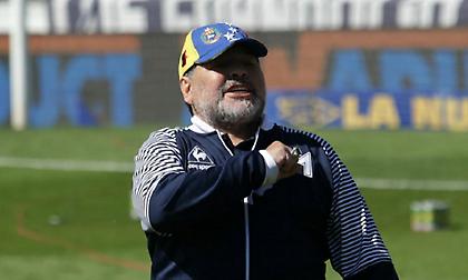 Επέστρεψε μετά από δύο μέρες (!) στη Χιμνάσια ο Μαραντόνα!