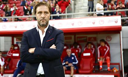 Μαρτίνς για κόντρα Μαρινάκη-Κόκκαλη: «Δουλειά μας είναι να παίζουμε ποδόσφαιρο»