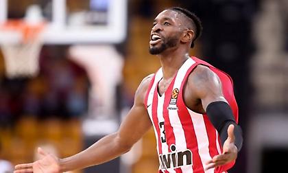 Μπράντον Πολ: «Πετάει» στον ρόλο του… φτερού! (videos)