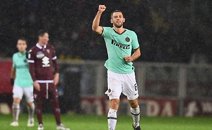 Ατσαλάκωτη στην καταιγίδα η Ίντερ!