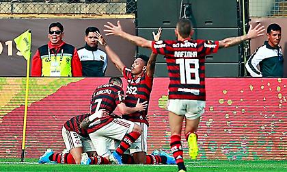 Η μυθική ανατροπή της Φλαμένγκο με δύο γκολ σε τρία λεπτά! (vids)