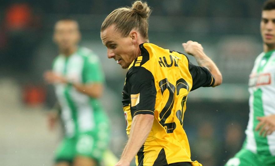 Έλληνας «μνηστήρας» για Χουλτ