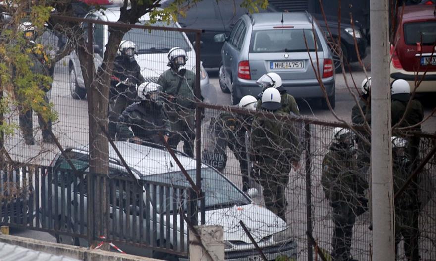 Συμπλοκές οπαδών ΠΑΟΚ και Άρη κοντά στο Αλεξάνδρειο!