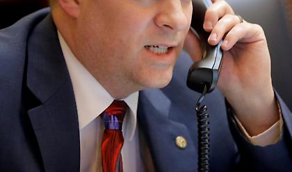 Μπαίνει τέλος στις ατελείωτες κλήσεις από εισπρακτικές