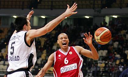 Αποσύρθηκε και έγινε ατζέντης ο Άκερ