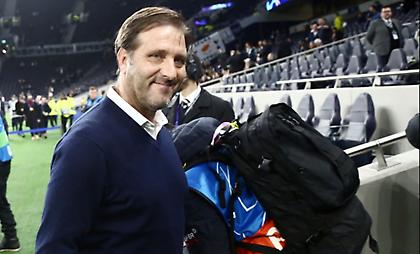 Η αγκαλιά του Μαρτίνς με τον Μουρίνιο (video)