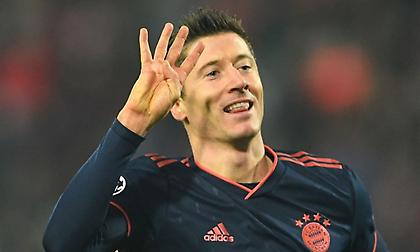 «Καρέ» ο Λεβαντόφσκι – Πρωτιά με 6άρα για την Μπάγερν