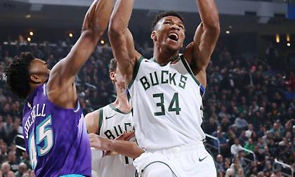 NBA: Οι 50αρες του Γιάννη! (Video)