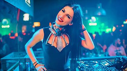 Jenny Tsiko: H στιχουργός-«αμαρτία» του «Αμάρτησε», του «Όνειρα» και μεγάλων hit