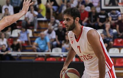 Πλήγμα με Περπέρογλου για Ερυθρό Αστέρα