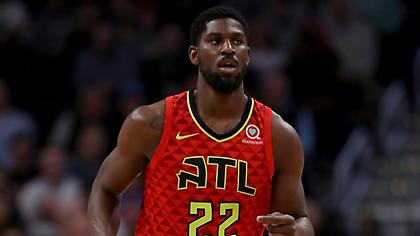 Πόιθρες αντί Μουρ στην Γαλατάσαραϊ