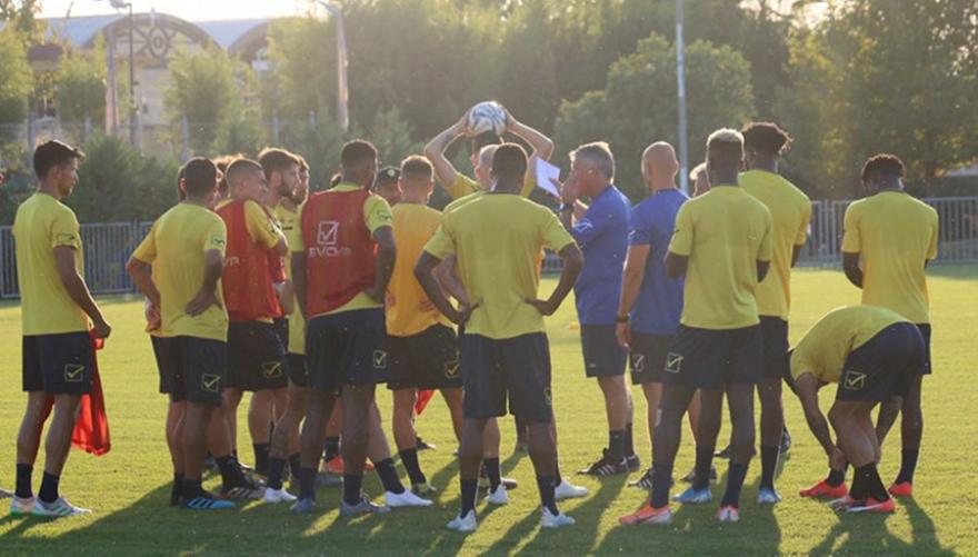 Με τρεις επιστροφές στη Νέα Σμύρνη ο Παναιτωλικός