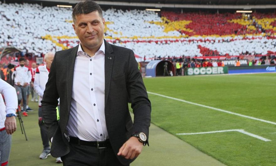 Μιλόγεβιτς: «Δεν παραιτούμαι, αλλά φεύγω όποτε μου πουν»