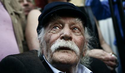 Εξιτήριο από το νοσοκομείο για τον Μανώλη Γλέζο