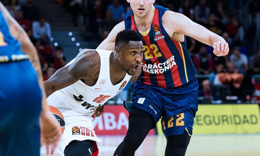 Με Τσέρι στην δωδεκάδα ο Ολυμπιακός