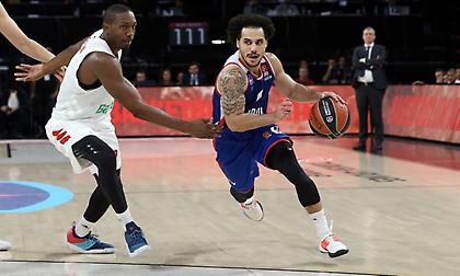 Θεέ μου, ένας Λάρκιν: Διέλυσε την Μπάγερν Μονάχου με 49 πόντους και 10 τρίποντα!