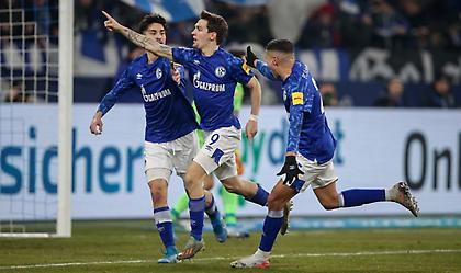 Στάση... κορυφή για το «τρένο» της Σάλκε