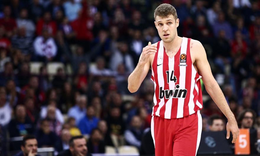 Βεζένκοβ: «Έχουμε χάσει αρκετά ματς και έπρεπε να νικήσουμε»