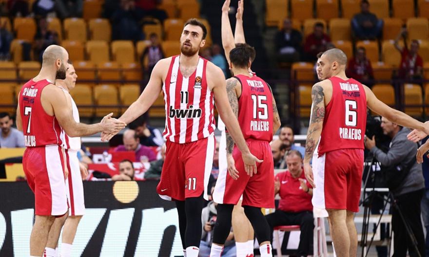 Μιλουτίνοφ: «Όσο περνάει ο καιρός γινόμαστε ολοένα και καλύτεροι»