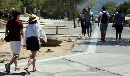 Ρεκόρ στις τουριστικές αφίξεις τον Οκτώβριο στην Αθήνα