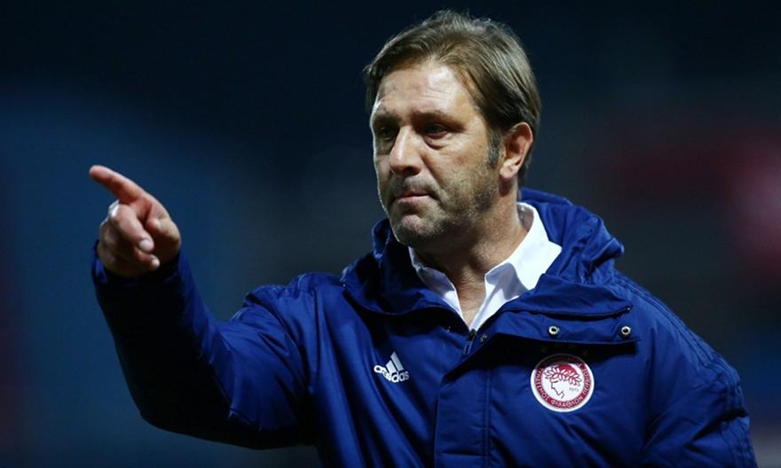 Μαρτίνς στη Θύρα 7: «Θα σας κάνουμε υπερήφανους, μην μας κόψετε τον ρυθμό με τα καπνογόνα»