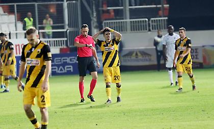 Η κατάρρευση της ΑΕΚ επισπεύδει τις εξελίξεις για προπονητή