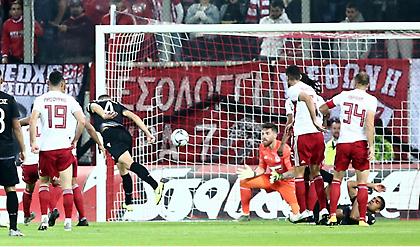 Τέτοια λάθη στον Ολυμπιακό, εξηγούνται μόνο από υπερβολική πίεση και άγχος