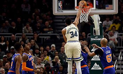 Τα highlights των Αντετοκούνμπο απέναντι στους Νικς (video)