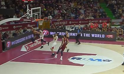 Οι κορυφαίες τάπες του Νοεμβρίου στο Eurocup (video)