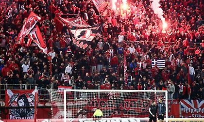 Αναφέρει τον τραυματισμό αστυνομικού η έκθεση της ΕΛ.ΑΣ. για το «Καραϊσκάκη»