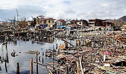 Φιλιππίνες: Στους 10 οι νεκροί από τον τυφώνα Καμούρι