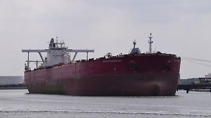 Πειρατές επιτέθηκαν σε ελληνόκτητο τάνκερ - Απήγαγαν 19 ναυτικούς