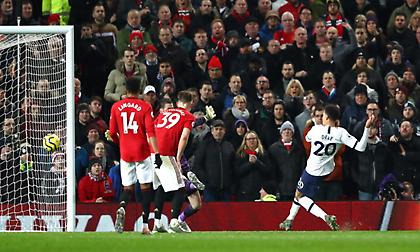 «Χόρεψε» Φρεντ, Γιανγκ και ισοφάρισε τη Γιουνάιτεντ ο Άλι (video)