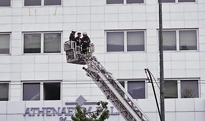 Η Ασφάλεια εξετάζει την πυρκαγιά στο ξενοδοχείο της Συγγρού - Όλα δείχνουν εμπρησμό