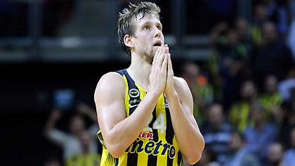 Νέο πρόβλημα με Βέσελι στην Φενέρ