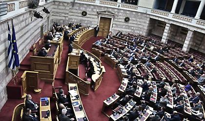 Εγκρίθηκε κατά πλειοψηφία το φορολογικό νομοσχέδιο