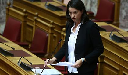 Κεραμέως: Τράπεζα θεμάτων και εθνικό απολυτήριο στο Λύκειο το 2021